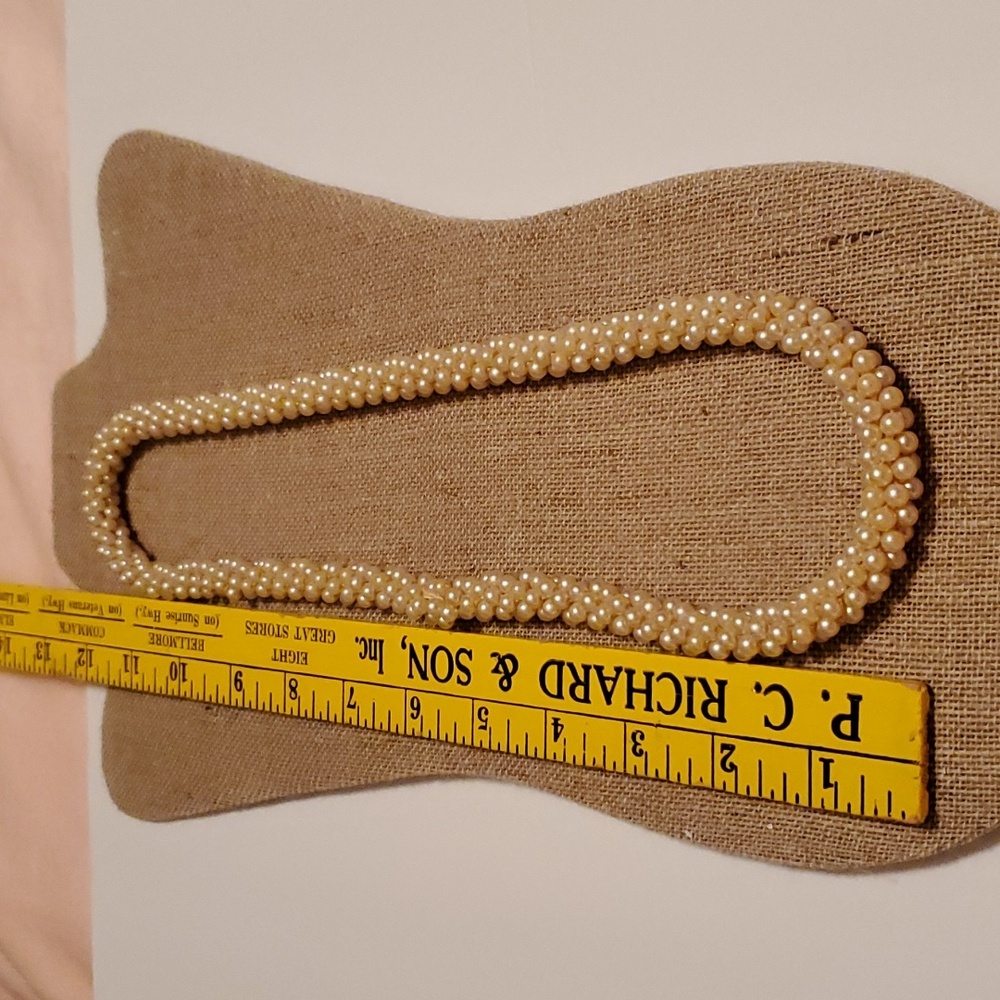 Vintage Pearl Necklace approx  24 inches